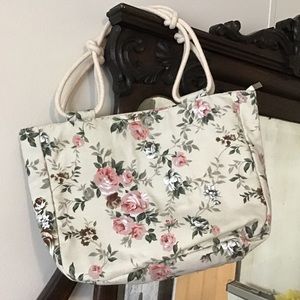 Farmhouse Is My Style floral tote